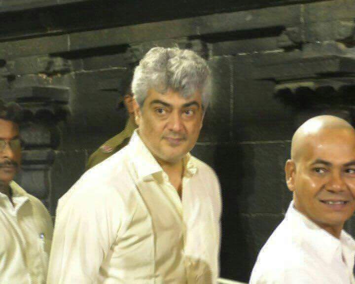Directed by Siva, the film marks his third time collaboration with Ajith after "Veeram" and "Vedalam". Ajith visits Tirupathi,Ajith at Tirupathi,Thala Ajith visits Tirupathi,Thala visits Tirupathi,Vivegam,Vivegam release