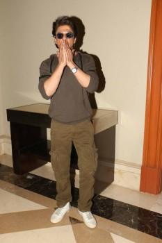 Bollywood actor Shah Rukh Khan snapped promoting 'Jab Harry Met Sejal'.