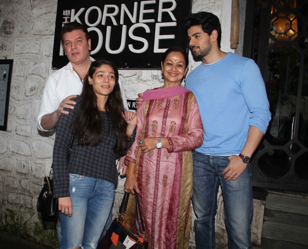Bollywood film actor Sooraj Pancholi with family spotted at Bandra. Sooraj Pancholi,Sooraj Pancholi family,Sooraj Pancholi with family,Sooraj Pancholi spotted at Bandra,Sooraj Pancholi at Bandra