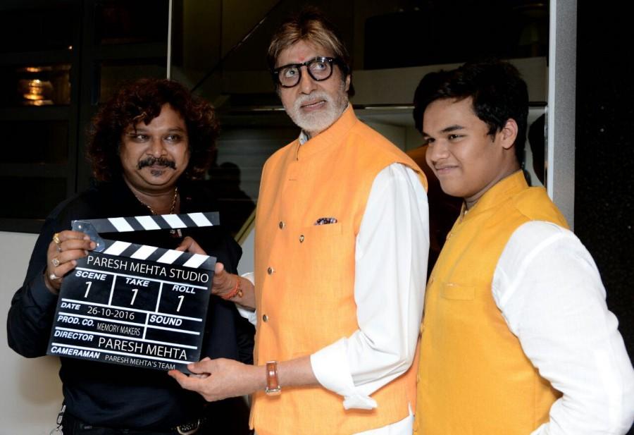 Since many years ace photographer and videographer Paresh Mehta has been heading megastar Amitabh Bachchan's personal Photo-video team, giving fans special photographs and videos into the superstar's life, in all his shoots and events! Amitabh Bachchan,Paresh Mehta's Studio,Photographer Paresh Mehta,actor Amitabh Bachchan