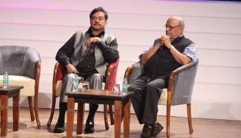 WWI,Whistling Woods International,10th Annual Convocation ceremony