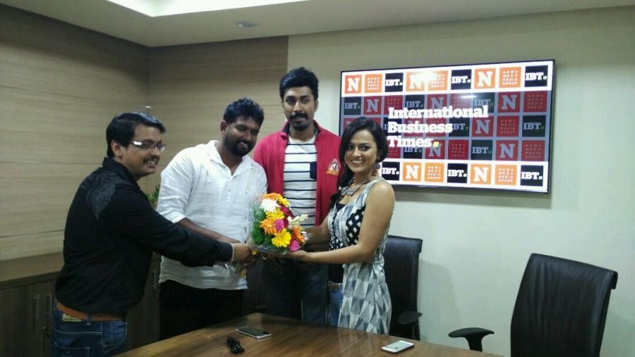 Director Suni, Manish Rishi, Shraddha Srinath promote their upcoming movie Operation Alamelamma in Bangalore. Director Suni,Manish Rishi,Shraddha Srinath,Operation Alamelamma,Operation Alamelamma promotion,Operation Alamelamma movie promotion