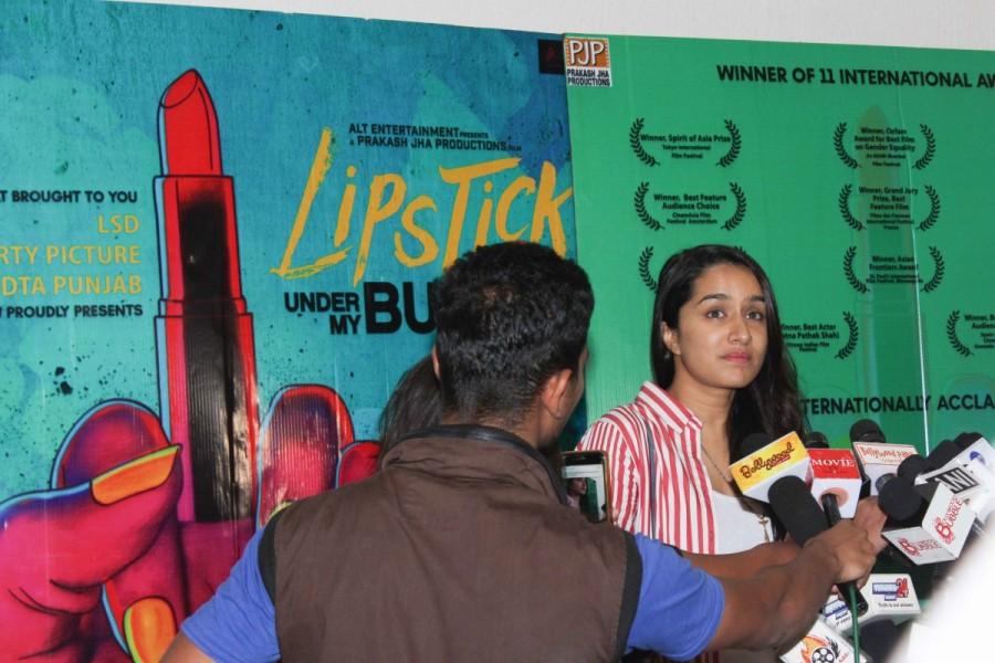 Shraddha Kapoor snapped at Lipstick Under My Burkha screening. Shraddha Kapoor and Radhika Apte,Shraddha Kapoor,Radhika Apte,Lipstick Under My Burkha screening,Lipstick Under My Burkha special screening,Shraddha Kapoor at Lipstick Under My Burkha special screening,Radhika Apte at Lipstick Under My Burkha special scre