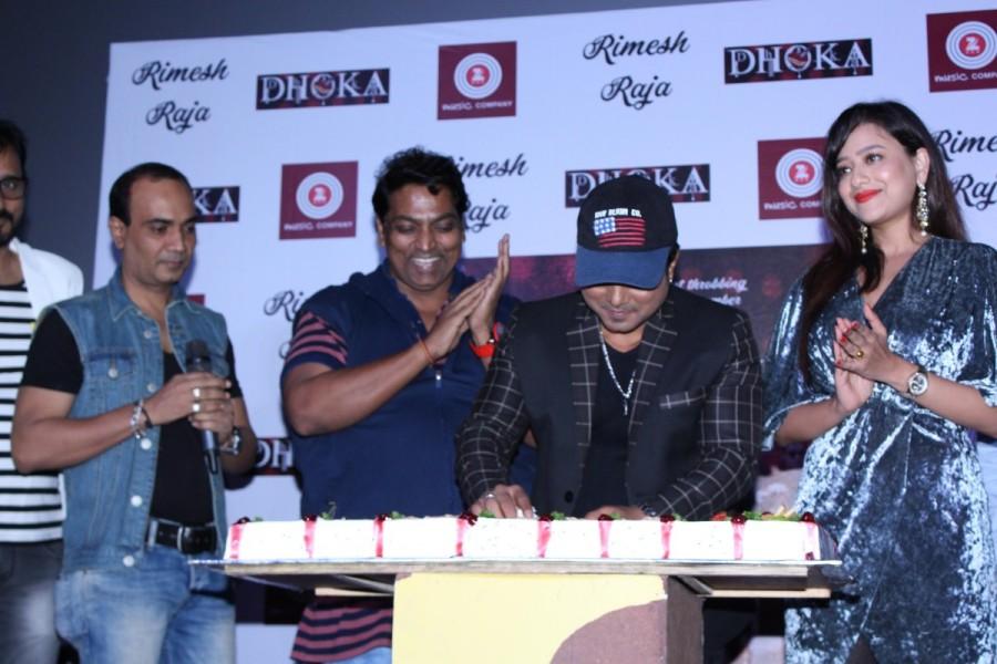 Playback singer and music producer Rimesh Raja, choreographer Ganesh Acharya and actress Madalsa Sharma during the song launch "Dhoka" in Mumbai on 19th July 2017. Dhoka song launch,Dhoka song,Dhoka,Rimesh Raja,Ganesh Acharya,Madalsa Sharma,Dhoka song launch pics,Dhoka song launch images,Dhoka song launch stills,Dhoka song launch pictures,Dhoka song launch photos