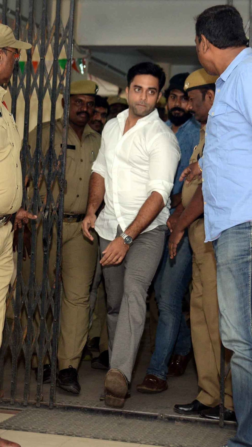 "It is usual to sensationalise news as soon as there are film people involved, me being involved in events and working with some wrong event managers I can understand why this happened," Navdeep had tweeted on July 14. Art director Dharma Rao alias Chinna will appear before SIT on Tuesday. The investigating officials on Saturday grilled actor Tarun. They had quizzed actor Subbaraju on Friday. Known for his negative roles in many films, Subbaraju had reportedly provided leads to the SIT for further investigations. Navdeep,Actor Navdeep,Navdeep appears before SIT in drug case,Navdeep drug case,drug racket