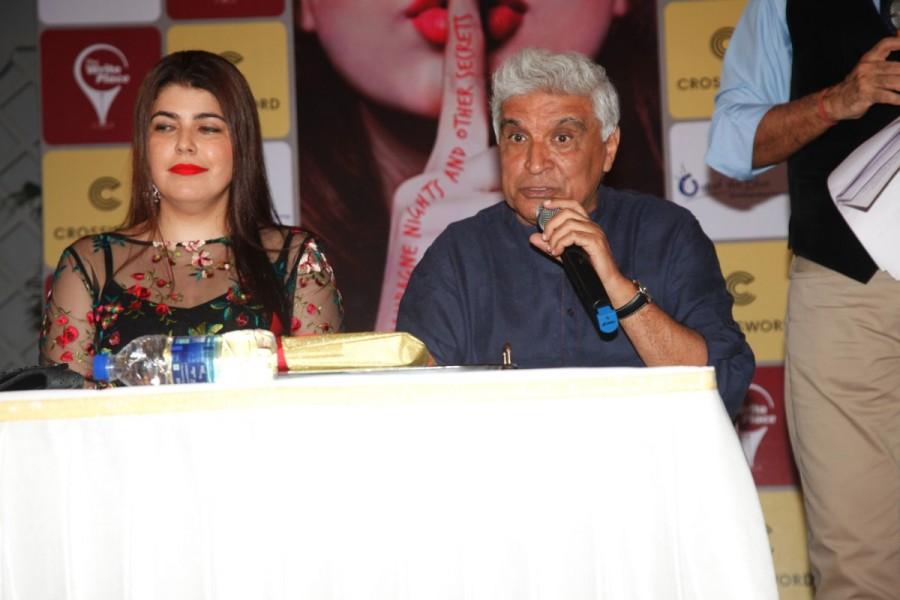 Kainaz Jussawalla, Javed Akhtar at Coffee Days book launch. Javed Akhtar,poet Javed Akhtar,Indian poet Javed Akhtar,Javed Akhtar at book launch