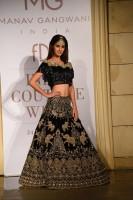 Disha Patani,actress Disha Patani,glamour Disha Patani,ICW 2017,India Couture Week,Manav Gangwani,maang tikka