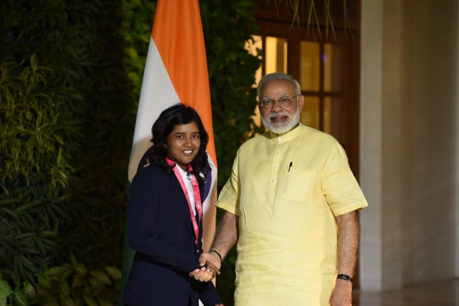 Modi tweeted: It was wonderful to meet cricketer Ekta Bisht. She has distinguished herself as a skilled bowler. PM Narendra Modi,Narendra Modi,Indian women cricketers,Poonam Raut,Mansi Joshi,Poonam Yadav,Rajeshwari Gayakwad,Jhulan Goswami,Shikha Pandey