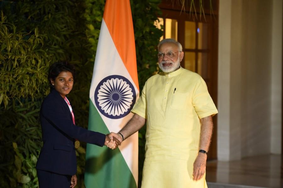 Modi tweeted: Was happy to meet Poonam Raut, who played consistently well through the World Cup. Her contribution to the team is invaluable. PM Narendra Modi,Narendra Modi,Indian women cricketers,Poonam Raut,Mansi Joshi,Poonam Yadav,Rajeshwari Gayakwad,Jhulan Goswami,Shikha Pandey