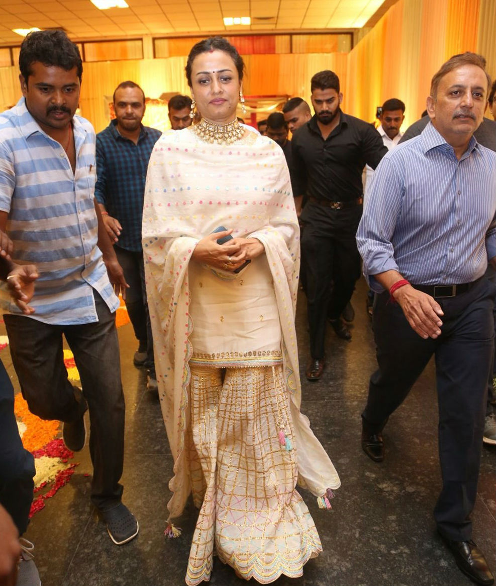 Namrata at Shyam Prasad Reddy daughter Maithri wedding. Mahesh Babu and Namrata,Mahesh Babu,Namrata,Shyam Prasad Reddy Daughter Maithri Wedding,Shyam Prasad Reddy,Maithri Wedding