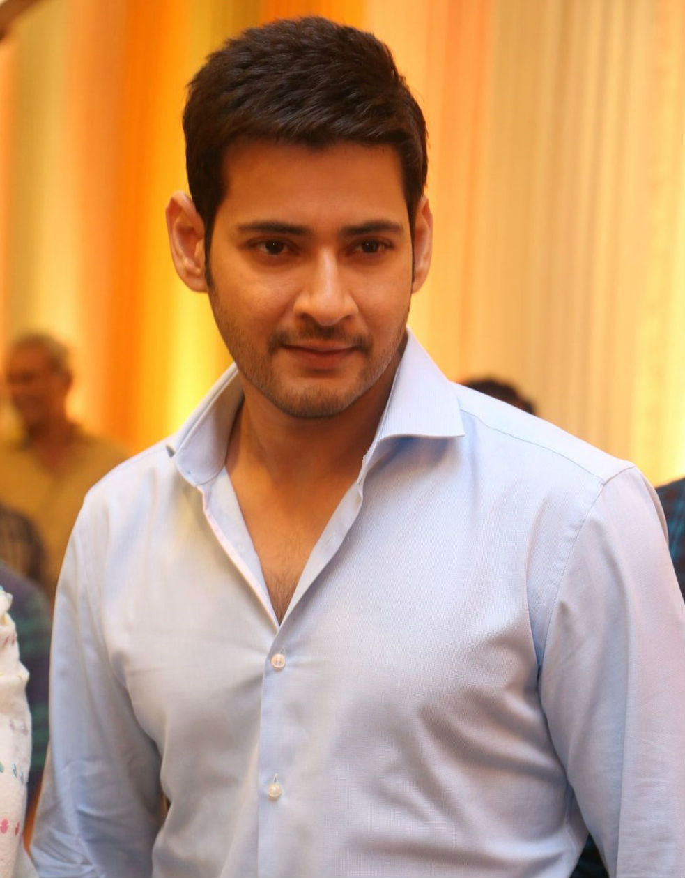 Actor Mahesh Babu spotted at Shyam Prasad Reddy daughter Maithri wedding. Mahesh Babu and Namrata,Mahesh Babu,Namrata,Shyam Prasad Reddy Daughter Maithri Wedding,Shyam Prasad Reddy,Maithri Wedding