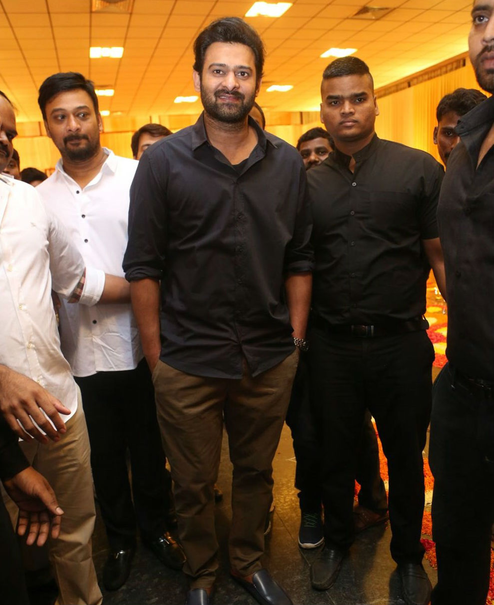 Prabhas spotted at Shyam Prasad Reddy daughter Maithri wedding. Prabhas and Anushka Shetty,Prabhas,Anushka Shetty,Shyam Prasad Reddy daughter Maithri wedding,Shyam Prasad Reddy,love birds Prabhas and Anushka Shetty