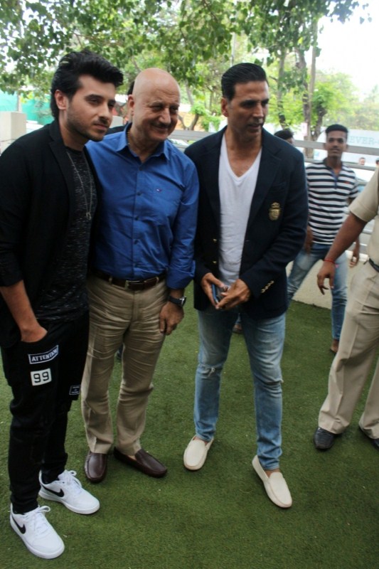 Anupam Kher, Akshay Kumar, Bhumi Pednekar spotted during press conference regarding their upcoming film "Toilet: Ek Prem Katha" in Mumbai, on July 27, 2017. Akshay Kumar,Anupam Kher,Bhumi Pednekar,Toilet: Ek Prem Katha,Toilet: Ek Prem Katha press conference,Toilet: Ek Prem Katha press conference pics,Toilet: Ek Prem Katha press conference images,Toilet: Ek Prem Katha press conference stills,Toilet: Ek Prem Ka