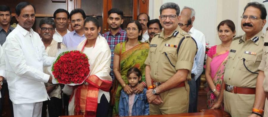 The Chief Minister congratulated Mithali Raj for taking the team to the world cup finals and creating a record by becoming the world's leading run scorer. "You have played wonderfully at the World Cup. We thought you would sure to win in the final too. Unfortunately, we lost by a slender margin. But yet your team performed well and the whole nation watched your performance. I have also watched the match," a statement from the Chief Minister's office quoted him as saying. Mithali Raj,K Chandrasekhar Rao,captain Mithali Raj,house for Mithali Raj