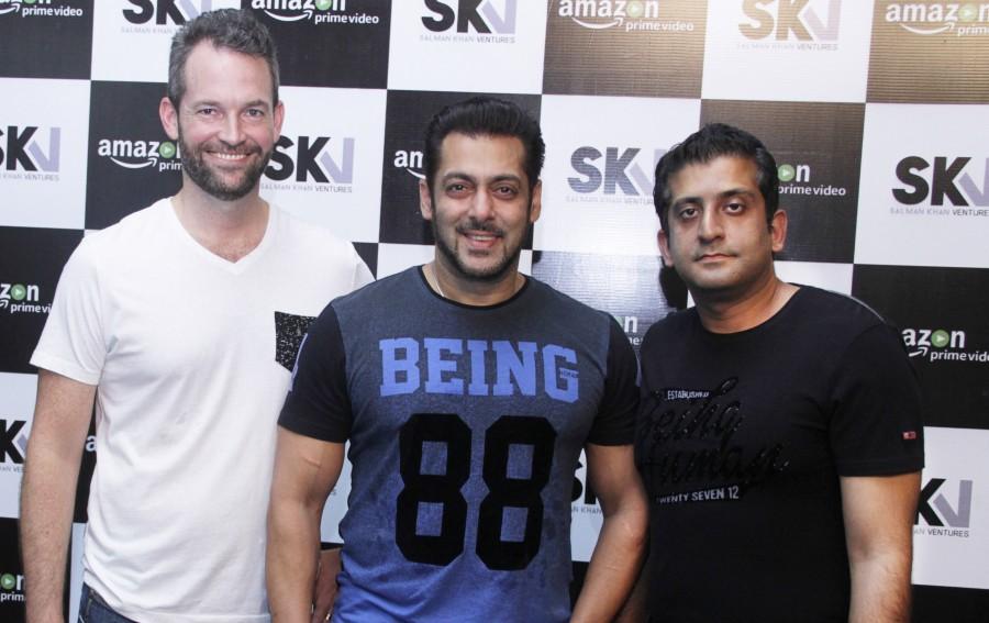 Amazon Prime Video today announced a first-of-its-kind, worldwide exclusive content deal with Salman Khan Ventures. This landmark deal with the Sultan of Bollywood makes Amazon Prime Video the exclusive streaming home of future titles of Salman Khan commencing with the recently released Tubelight. All films from Salman Khan Ventures released after Tubelight will premiere exclusively on Amazon Prime Video first, straight after the theatrical release and two months beforeSatellite/Television broadcast or any other form of distribution.Apart from the new releases, existing blockbuster titles like BajrangiBhaijaan, Kick, Jai Ho and Hero will also be available on Amazon Prime Video. Amazon Prime Video,Amazon Prime Video cements,Salman Khan,actor Salman Khan