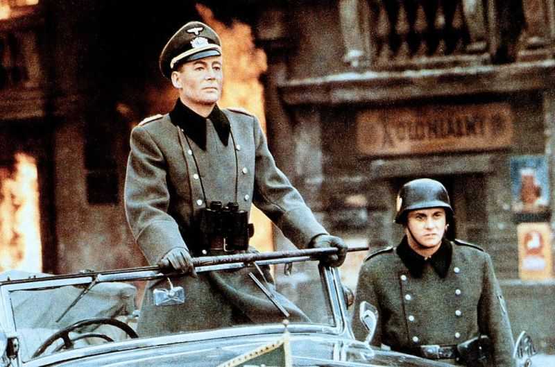 Peter O'Toole as a Nazi general in "The Night of the Generals". Peter O'Toole,actor Peter O'Toole,Peter O'Toole's 85th birth anniversary,Peter O'Toole birthday