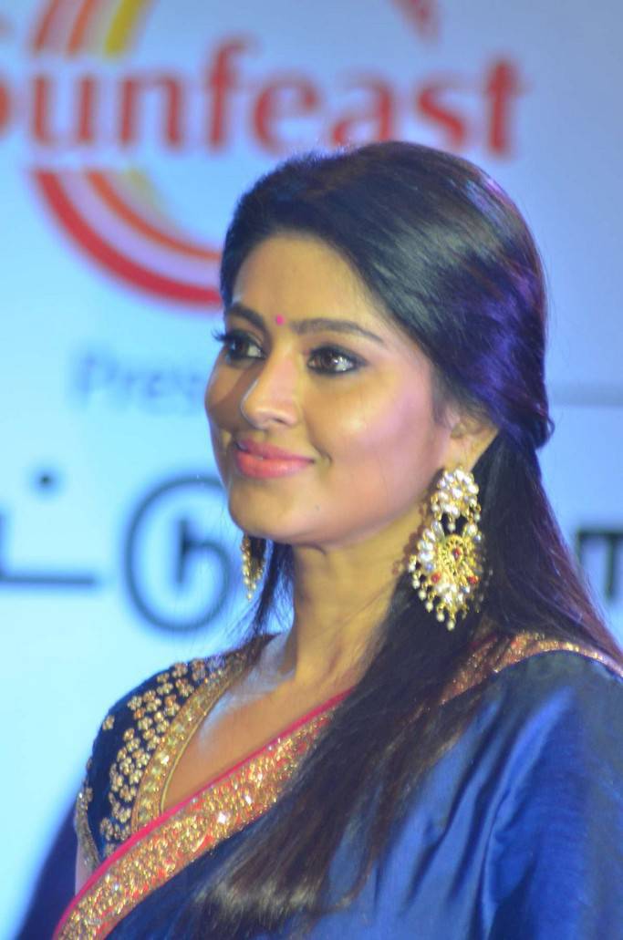 6491637, sneha HD wallpaper | Pxfuel