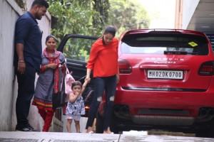 Shahid Kapoor,Shahid Kapoor daughter,Shahid Kapoor daughter Misha,Mira Rajput,Mira Rajput daughter,shahid kapoor mira rajput