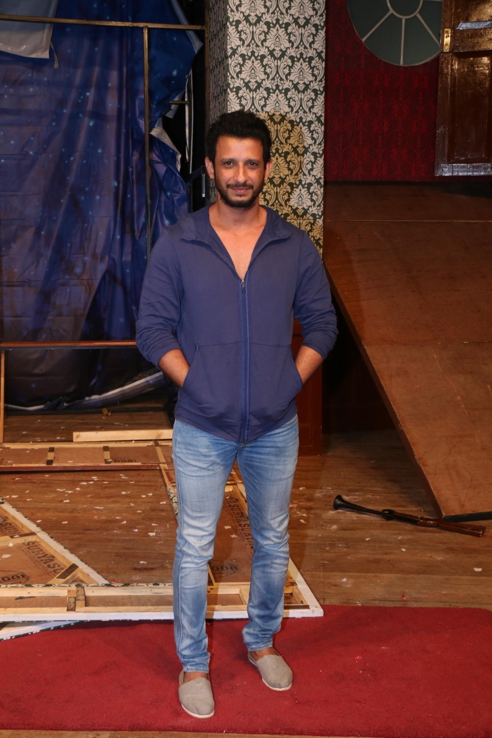 Actor Sharman Joshi during the programme organised to unveil the first look of his Gujarati play in Mumbai on Aug 3, 2017. Sharman Joshi,actor Sharman Joshi,Gujarati play,Gujarati play first look