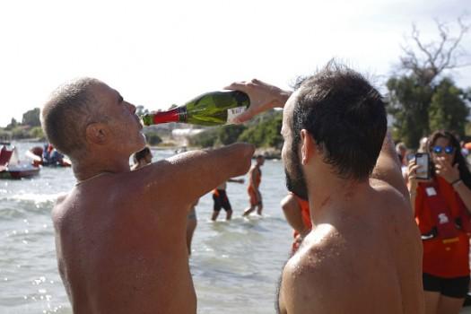 Happy Friendship Day 2017: Best Quotes, Wishes, WhatsApp Messages to share with your Besties