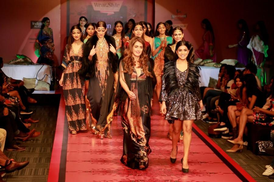Designer Pria Kataaria Puri & actress Pallavi Sharda. Pranita Subhash,Lakshmi Sheshadri,Rahul Dev,Wear.Style Bangalore Fashion week grand finale,Wear.Style Bangalore Fashion week,Wear.Style Bangalore Fashion week 2017,Shruti Chopra,Govind Kumar Singh,Purvi Doshi,Rajyalakshmi Gubba,Zeba