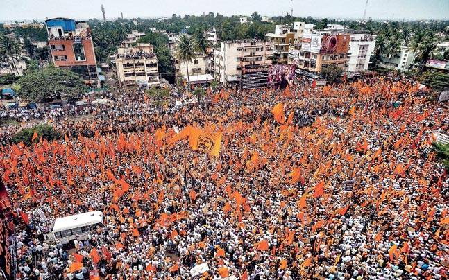 While the authorities anticipate participation of between 500,000-800,000 Marathas from across the state, the organisers are optimistic it will be the jewel in the crown of all morchas so far with the figure crossing three million. Senior Congress leader Narayan Rane told mediapersons that the procession will start marching from Byculla, south Mumbai at 11 a.m. in a peaceful and orderly manner, silently, without political speeches and terminate at the historic Azad Maidan some four kms away at 5 p.m. "Thereafter, a delegation of Maratha leaders will meet the Chief Minister and submit a memorandum listing the various demands. "Though there are many demands, the stress will be on education and job reservations for the Maratha community members," said Rane, a former Chief Minister and a prominent Maratha leader himself. Mammoth Maratha,Mammoth Maratha in Mumbai,mook morcha,mook morcha in Mumbai,silent procession