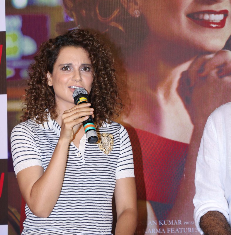Kangna Ranaut spotted at Simran trailer launch. Kangna Ranaut,Esha Tewari Pande,Bhushan Kumar,Hansal Mehta,Simran trailer launch,Simran trailer,Simran trailer launch pics,Simran trailer launch images,Simran trailer launch stills,Simran trailer launch pictures,Simran trailer launch photos