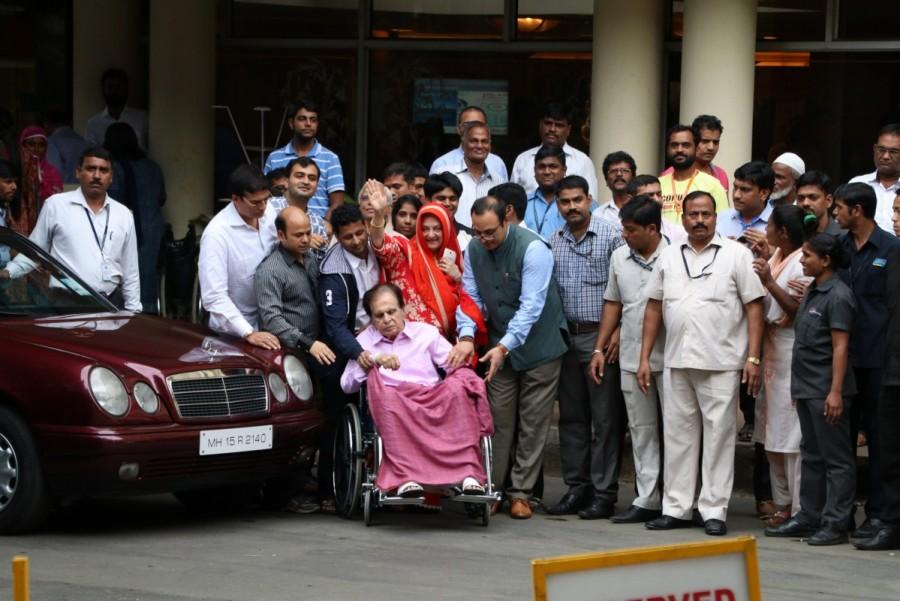 Ajay Kumar Pande, Vice President, Lilavati Hospital, told IANS on Wednesday that Dilip Kumar was "critical" when he was admitted to the hospital over complaints of dehydration and urinary tract infection. High potassium and creatinine levels had raised concerns that the actor may have to be put on dialysis. But doctors had decided against it after he started responding well to treatment. Pande called Saira a "sati Savitri" for her dedication to her husband. Dilip Kumar,actor Dilip Kumar,Dilip Kumar discharged from hospital,Dilip Kumar discharged,dilip kumar lilavati hospital,dilip kumar health,dilip kumar condition stable,dilip kumar kidney failure