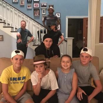 The couple took their children to the show's set on Thursday and were joined by star Jesse Tyler Ferguson, who plays Mitchell Pritchett in the sitcom, reports dailymail.co.uk. Victoria took to her Instagram account to share the photograph of her family and added the caption: 