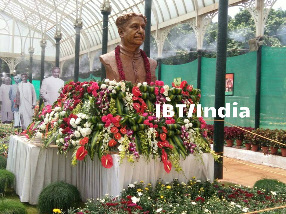 The Lalbagh Botanical Garden is a lush green paradise with an area of 240 acres in the heart of the city. Lalbagh Flower show,Lalbagh Flower show 2017,Lalbagh Flower show pics,Lalbagh Flower show images,Lalbagh Flower show stills,Lalbagh Flower show pictures,Lalbagh Flower show phoots,Independence Day,Independence Day 2017