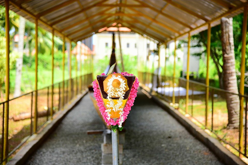 Now tourists can experience this architecture wonder displayed at Aries Vismayas Max Studio, previously owned by actor Mohanlal, as part of Travancore Treasures, ambitious project of Indywood Film Tourism, connecting prominent film tourism destinations in Thiruvananthapuram. Architecture wonder,Aries Guinness Chundan opened for tourists,Aries Guinness Chundan,longest steel-made snake boat