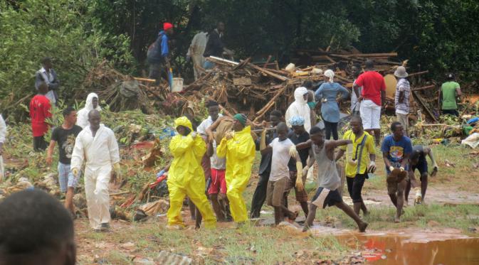 The military and the police were engaged in a rescue mission and the number of fatalities was likely to increase, officials said. Sierra Leone flooding,Sierra Leone flood,flooding in Sierra Leone,heavy rainfall in Sierra Leone,200 feared dead in Sierra Leone