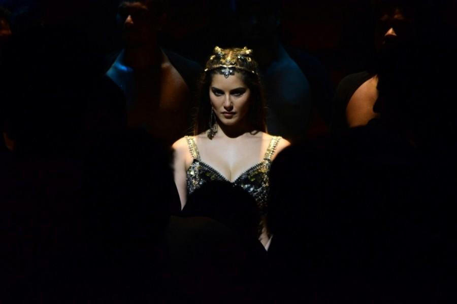 Trippy Trippy: Check out the stills of Sunny Leone shooting for item song for Bhoomi Trippy Trippy: song,Sunny Leone,Sunny Leone item song,Sunny Leone item song for Bhoomi,Bhoomi Item song,Sunny Leone hot pics,Sunny Leone hot images,Sunny Leone hot stills,Sunny Leone hot pictures,Sunny Leone hot photos