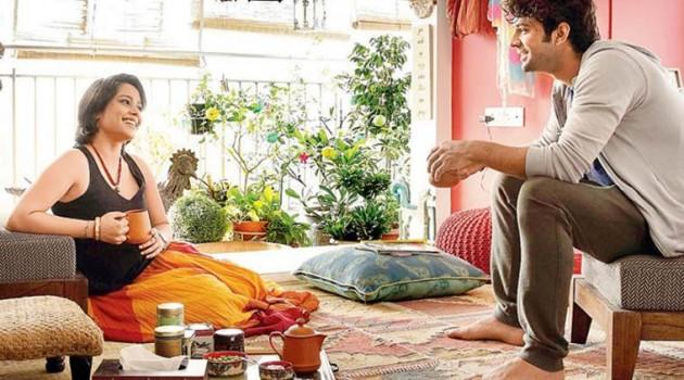 The poster of the film which received a great response at MAMI last year has been launched today. The poster gives out the initial story of Milind Dhaimade's Tu Hai Mera Sunday which is about 5 friends hunting for space in Mumbai to play their favorite sport, football. The cast is very different and gives out the indie vibe! The television heartthrob Barun Sobti, Shahana Goswami, Vishal Malhotra, Manvi Gagroo, Rasika Dugal, Vishal Malhotra, Avinash Tiwary, Jay Upadhyay, Shivkumar Subramaniam and Nakul Bhalla are a part of this fun film.