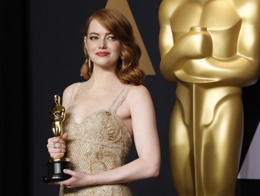 1: Emma Stone is the world's highest-paid actress. Stone, 28, who won best actress for her role as a struggling actress in "La La Land," made $26 million in pre-tax earnings, according to Forbes' calculations over a 12-month period from June 2016 to June 2017. Emma Stone,Jennifer Aniston,Jennifer Lawrence,Melissa McCarthy,Mila Kunis,Emma Watson,Charlize Theron,Cate Blanchett,Amy Adams,Julia Roberts,World's highest-paid actresses 2017,World's highest-paid actresses