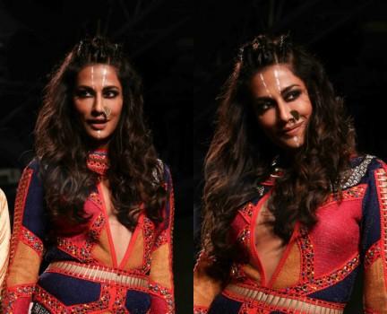Designer Neha Agarwal presented a fascinating women's wear collection 