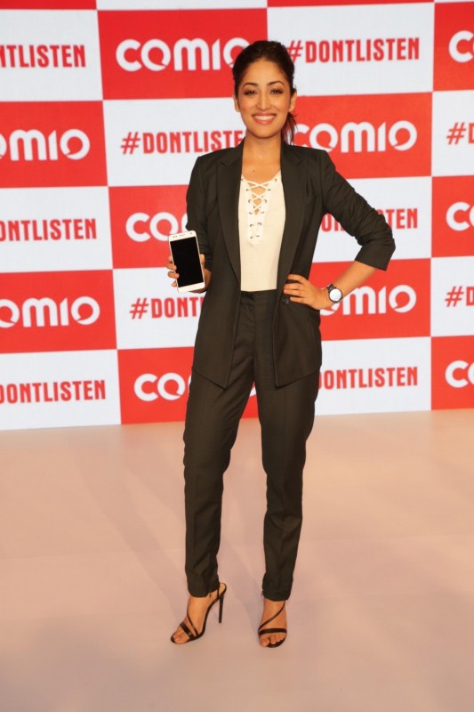 Actress Yami Gautam at the launch of Comio smartphone in New Delhi, on August 18, 2017. Yami Gautam,actress Yami Gautam,Comio smartphones,Comio smartphones launch