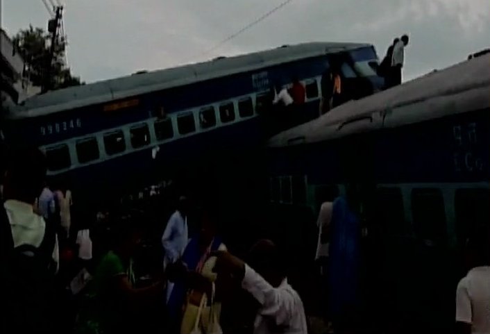 The number of casualties is not known yet. Puri-Haridwar-Kalinga Utkal Express,Puri-Haridwar-Kalinga Utkal Express derails,Kalinga-Utkal Express went off,Khatauli,Muzaffarnagar district,Uttar Pradesh