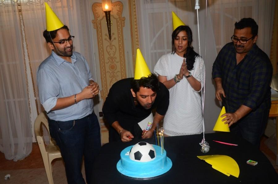 Barun Sobti looks extremely happy in these pictures. Barun Sobti,barun sobti new show,Barun Sobti birthday,Iss Pyaar Ko main kya naam Doon,Tu Hai Mera Sunday,Varun Shah,Milind Dhaimade