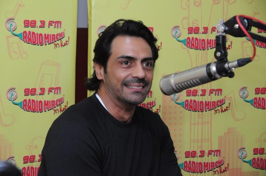 Arjun Rampal during the promotion of movie 'Daddy' at Radio Mirchi. Arjun Rampal,actor Arjun Rampal,Daddy,Daddy promotion,Daddy movie promotion,Daddy promotion at Radio Mirchi,Radio Mirchi studio