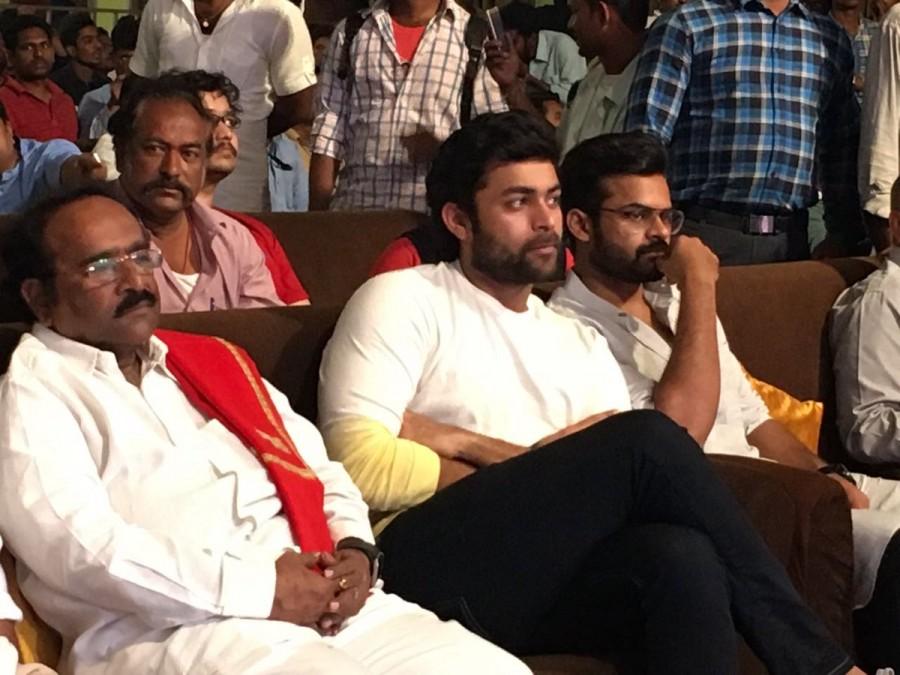 Chiranjeevi's birthday 2017 celebration images. Ram Charan,Sai Dharam,Varun Tej,Ram Charan Teja,sai dharam tej,Chiranjeevi,Megastar Chiranjeevi,Chiranjeevi birthday,Chiranjeevi birthday celebrations