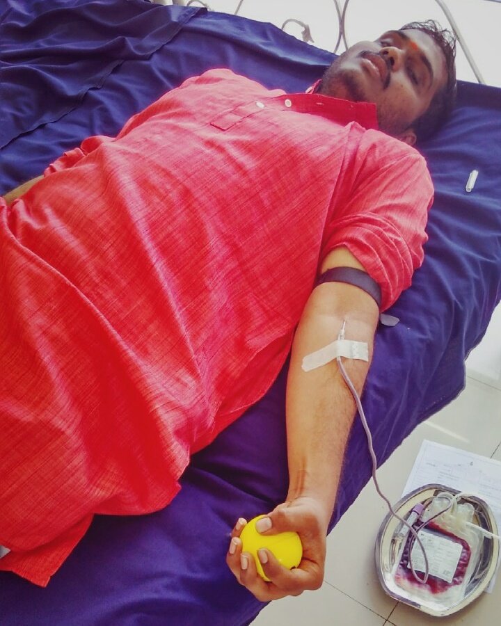 Vijay Repalle organised 40 blood donation events in the US in association with American Progressive Telugu Association (APTA), local American and Telugu organizations and with the help of 'Blood Brothers of Mega Star Chiranjeevi'. Chiranjeevi,Megastar Chiranjeevi,superstar Chiranjeevi,Chiranjeevi Blood donation camp,Blood donation camp