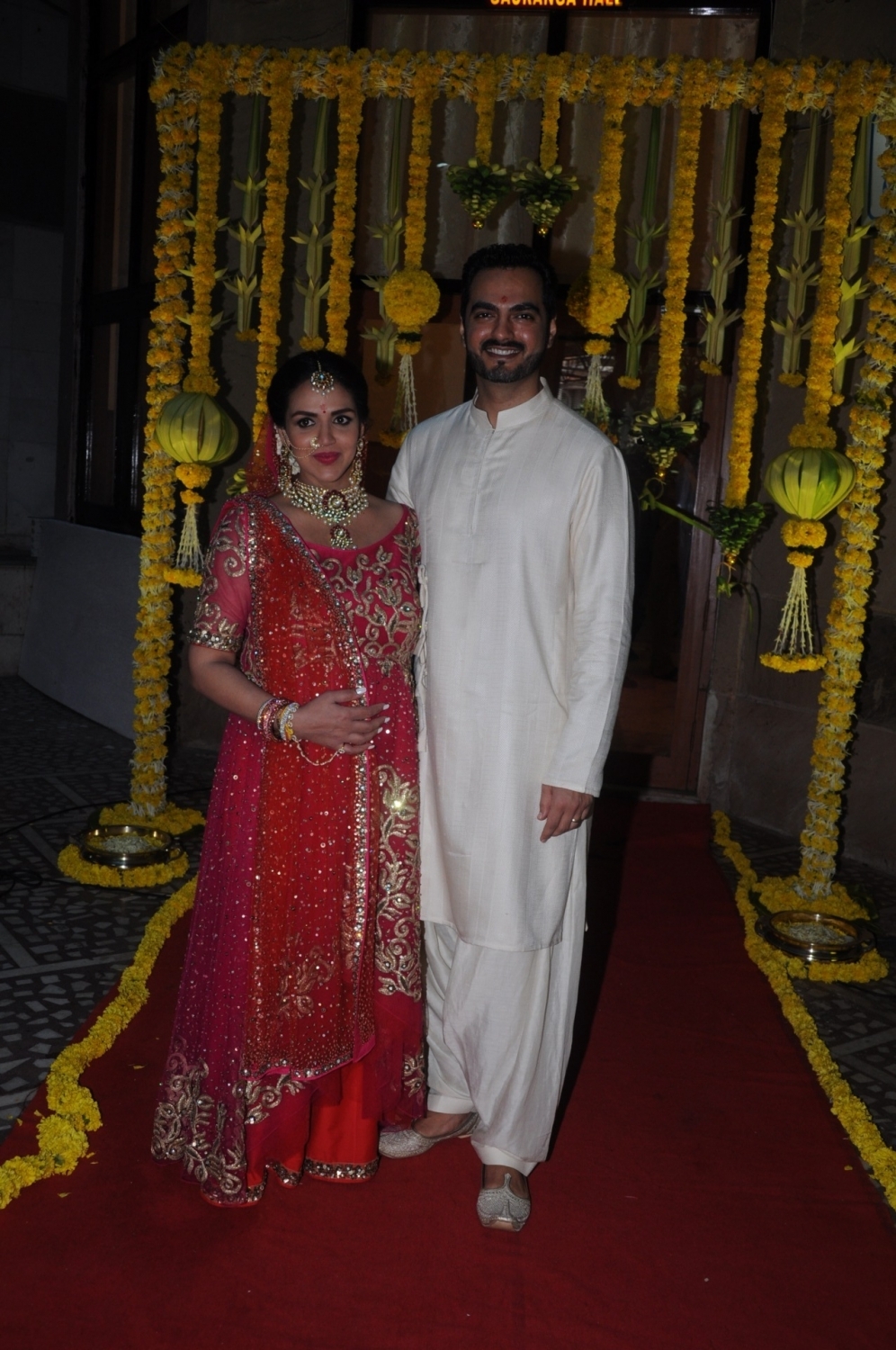 Esha Deol along with her husband Bharat Takhtani at her Baby Shower ceremony on Mumbai on Aug 24, 2017. Esha Deol,Esha Deol baby shower ceremony,Esha Deol baby shower,Esha Deol baby shower pics,Esha Deol baby shower images,Esha Deol baby shower stills,Esha Deol baby shower pictures,Esha Deol baby shower photos
