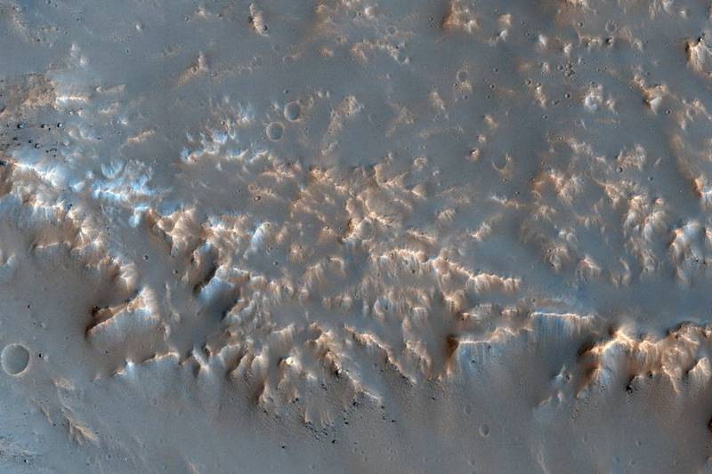 NASA Mars probe captures stunning picture of snowy dunes. NASA,NASA Mars,snowy dunes,stunning picture of dunes,Mars with snow,Mars with snow and ice on ridges