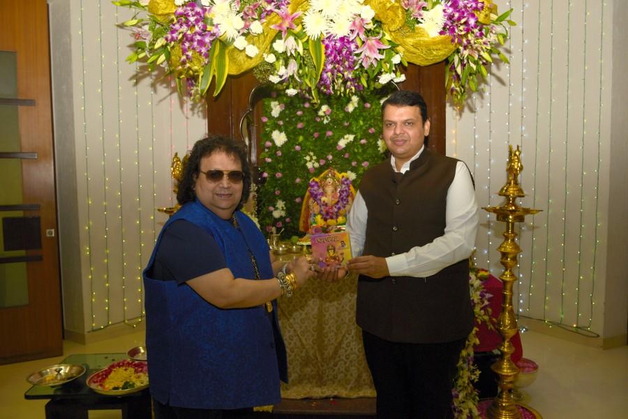 Hon. Chief Minister Shri. Devendra Fadnavis unveils Bappi Lahiri's single track for Ganesh Chaturthi 2017 titled 'Jai Ganesh' music & sung by Bappi Lahiri. Devendra Fadnavis,Hon. Chief Minister Shri. Devendra Fadnavis,Chief Minister Devendra Fadnavis,Ganesh Chaturthi 2017,Jai Ganesh,Bappi Lahiri,Jai Ganesh song