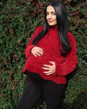 Actress Celina Jaitly, who is again expecting twins with husband Peter Haag, is enjoying her babymoon in Austria. She says spending time in Austria takes her back to her 