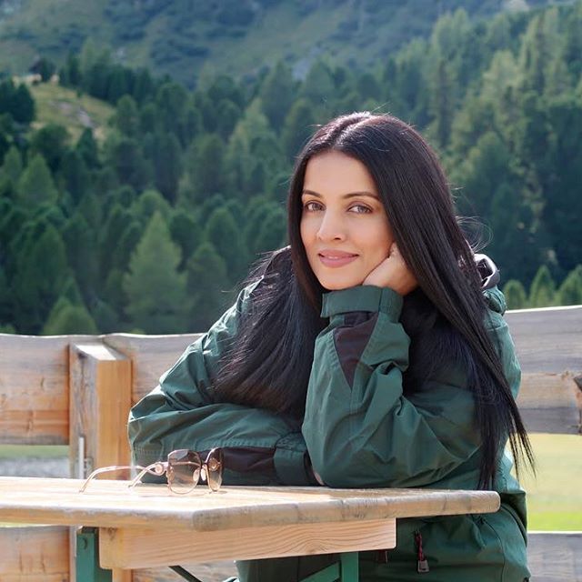 The actress continued: "As you can all see the baby bump is loving its Austrian roots." Celina Jaitly,Celina Jaitly babu bump,celina jaitly twins again,celina jaitly pregnant,Celina Jaitly babymoon,Celina Jaitly in Austria