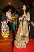 Poonam Pandey,actress Poonam Pandey,Poonam Pandey visits Andheri Ka Raja,Andheri Ka Raja,Ganpati mandal,Poonam Pandey at Ganpati mandal