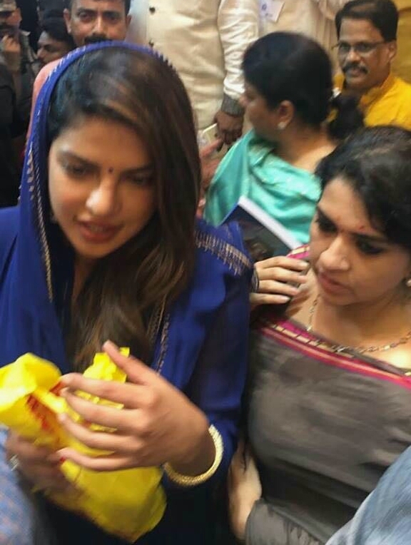 Bollywood actress Priyanka Chopra visits Lalbaugcha Raja to offer prayer on the occasion of "Ganesh Chaturthi" in Mumbai. Priyanka Chopra,actress Priyanka Chopra,Priyanka Chopra visits Lalbaugcha Raja,Lalbaugcha Raja,Ganesh Chaturthi