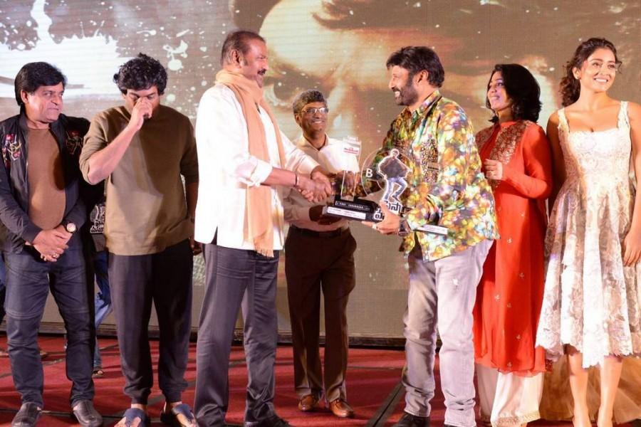 Paisa Vasool audio success meet held at Hyderabad. Celebs like Balakrishna, Shriya Saran, Charmi, Puri Jagannath, Mohan Babu and others graced the event. Paisa Vasool,Balakrishna,Shriya Saran,Charmi,Paisa Vasool audio success meet,Paisa Vasool success meet,Paisa Vasool audio success meet pics,Paisa Vasool audio success meet images,Paisa Vasool audio success meet stills,Paisa Vasool audio success meet pictu